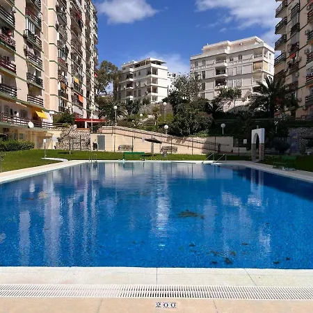 Evans Realty Bz Estudio & Piscina & Centro & Playa Apartment Benalmadena