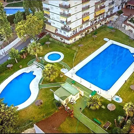 Evans Realty Bz Estudio & Piscina & Centro & Playa Apartment Benalmadena